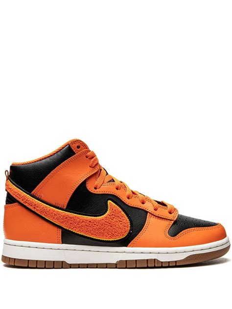 nike dunk low retro orange